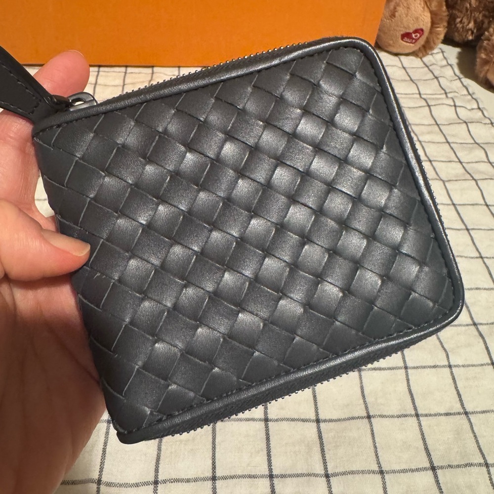 New Authentic Bottega Men's Black Leather Wallet